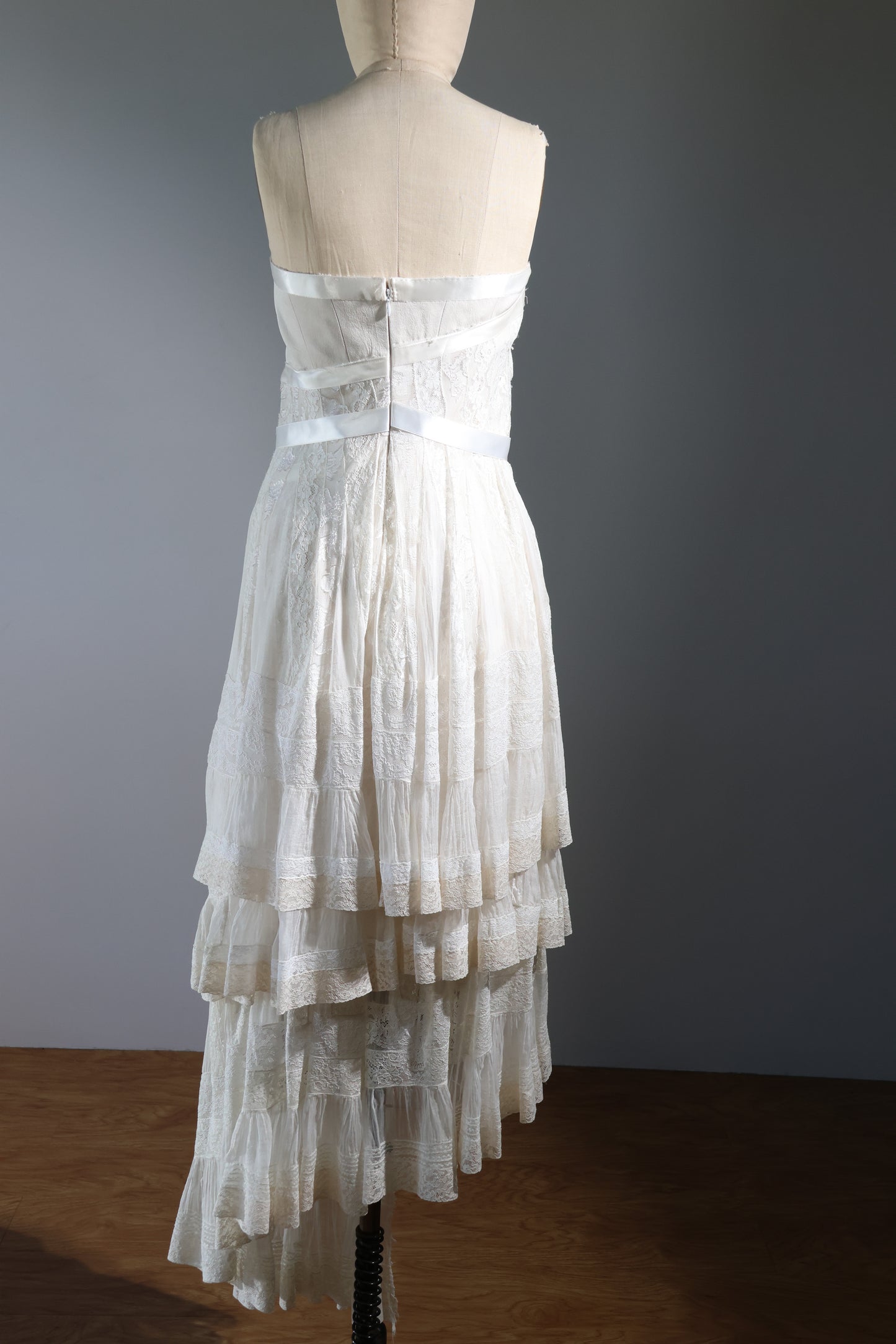 Marc Le Bihan Strapless Lace Dress - Ecru