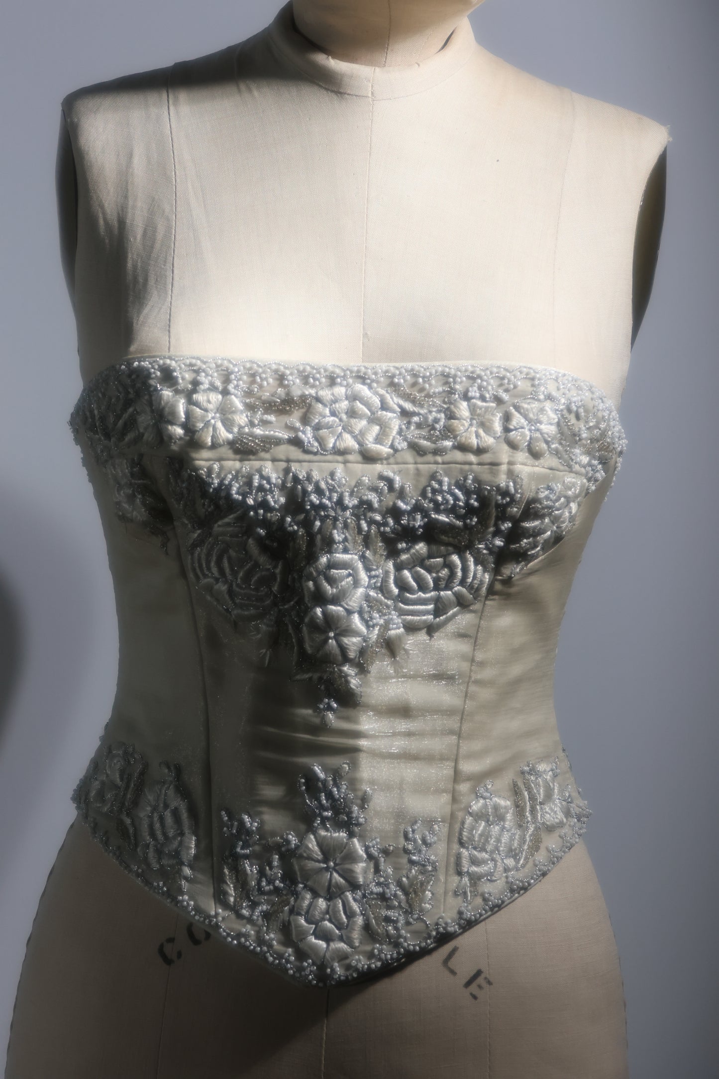 Eavis & Brown Corset TP40 Ivory / Chantilly White