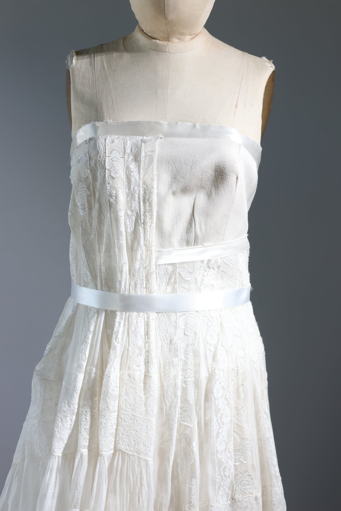 Marc Le Bihan Strapless Lace Dress - Ecru