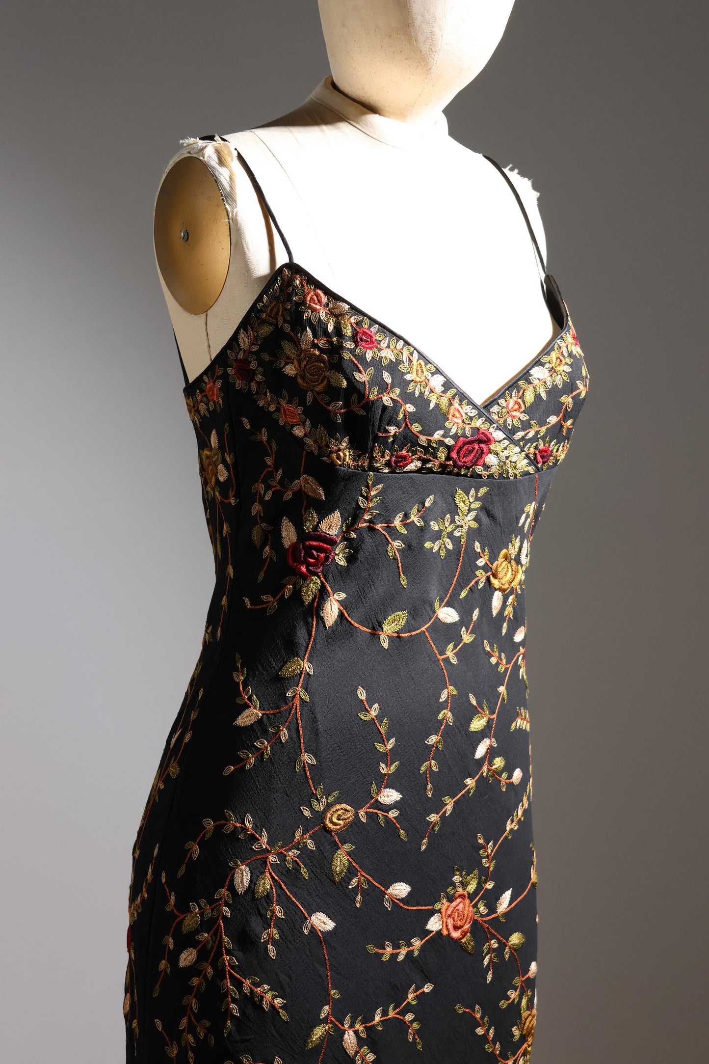 Eavis & Brown Floral Dress - Black / Multi