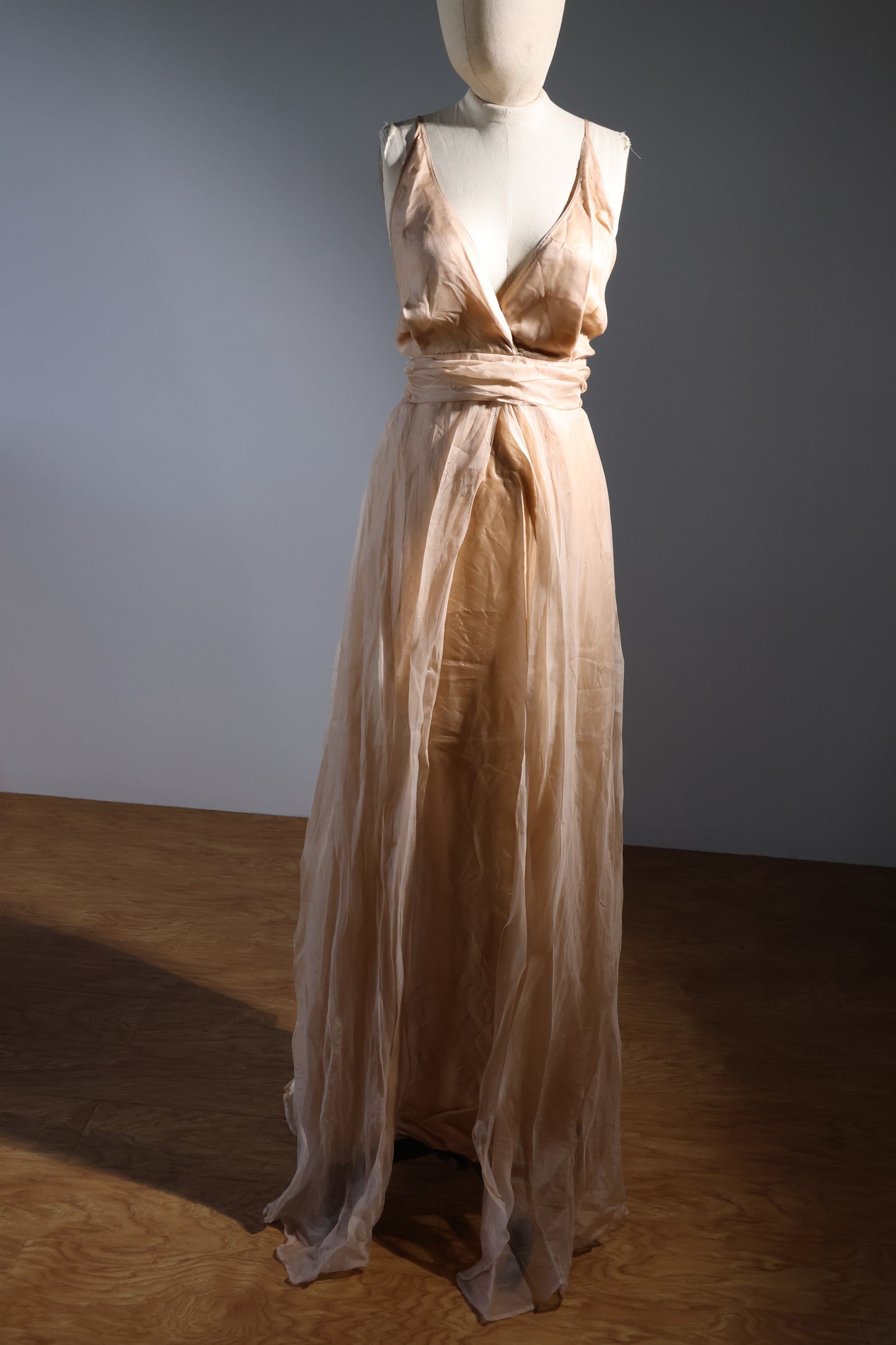 Les Habitudes Lined Parson Dress - Gold