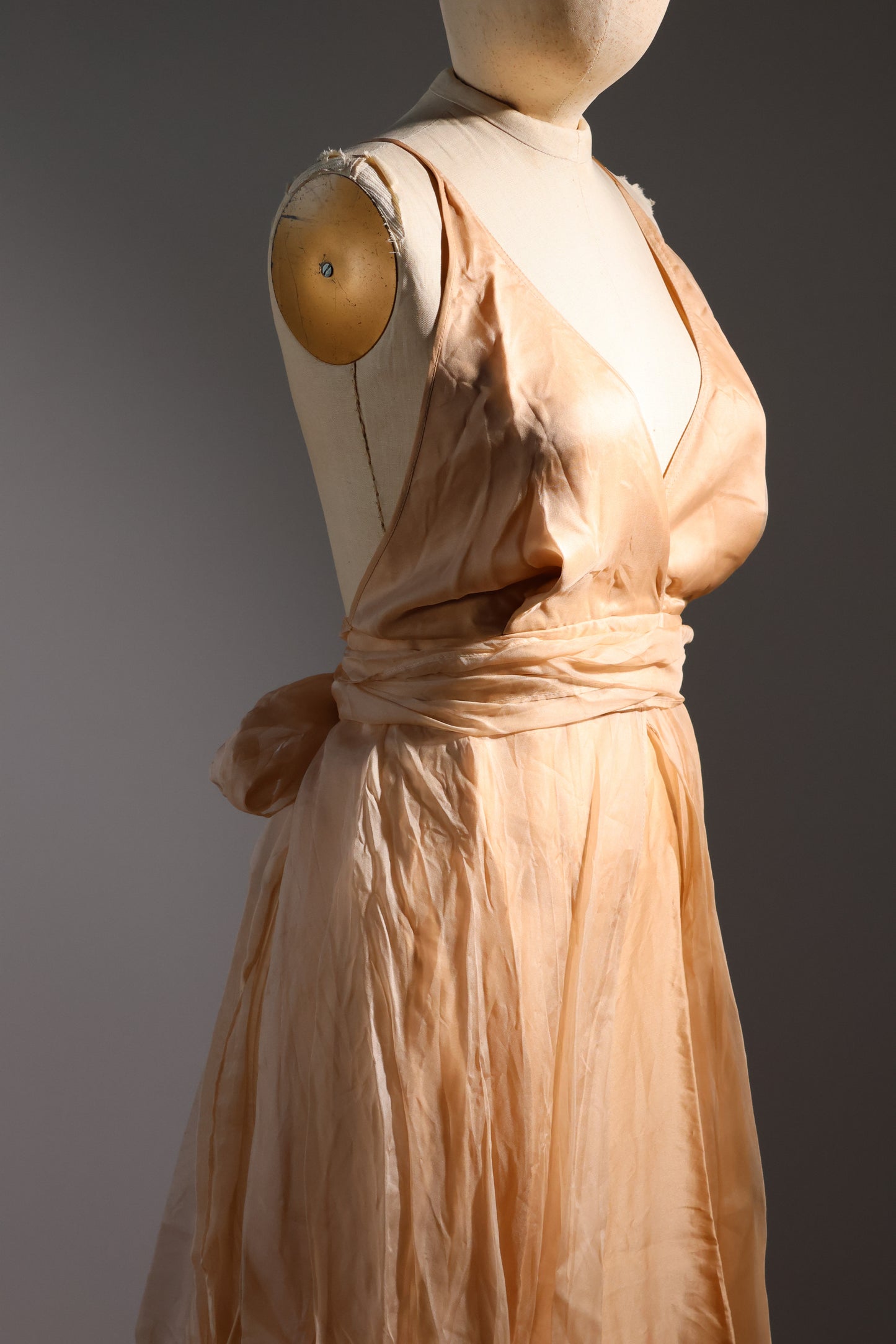 Les Habitudes Lined Parson Dress - Gold