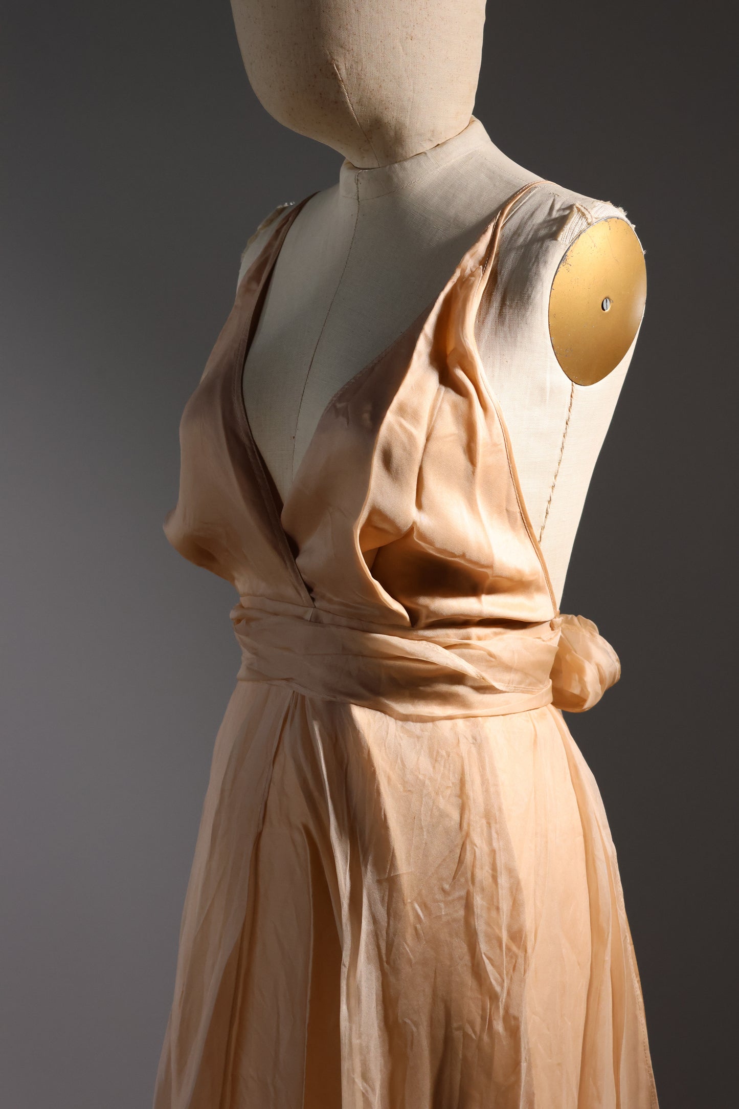 Les Habitudes Lined Parson Dress - Gold