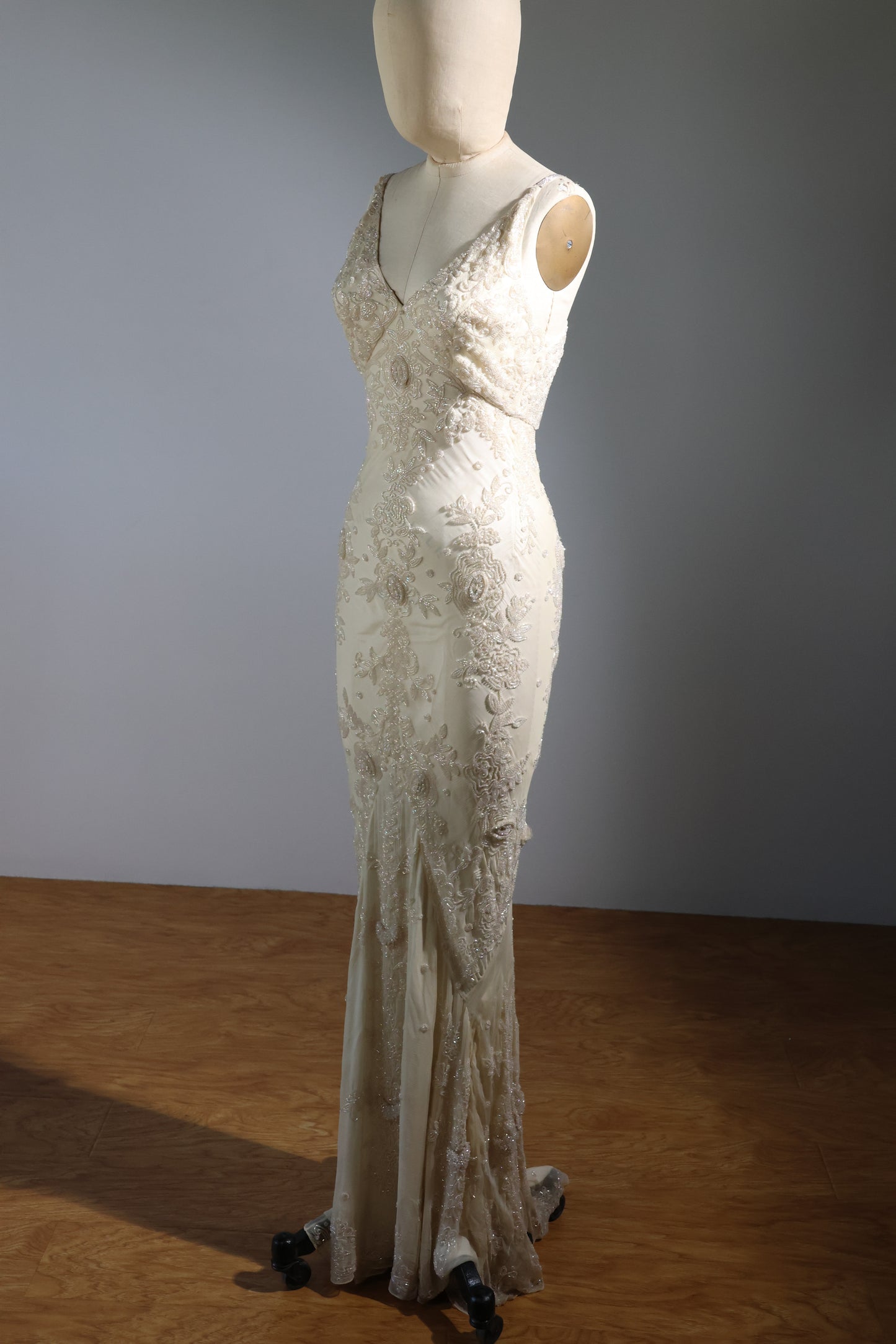 Les Habitudes Beaded Pattern Dress 126 - Cream