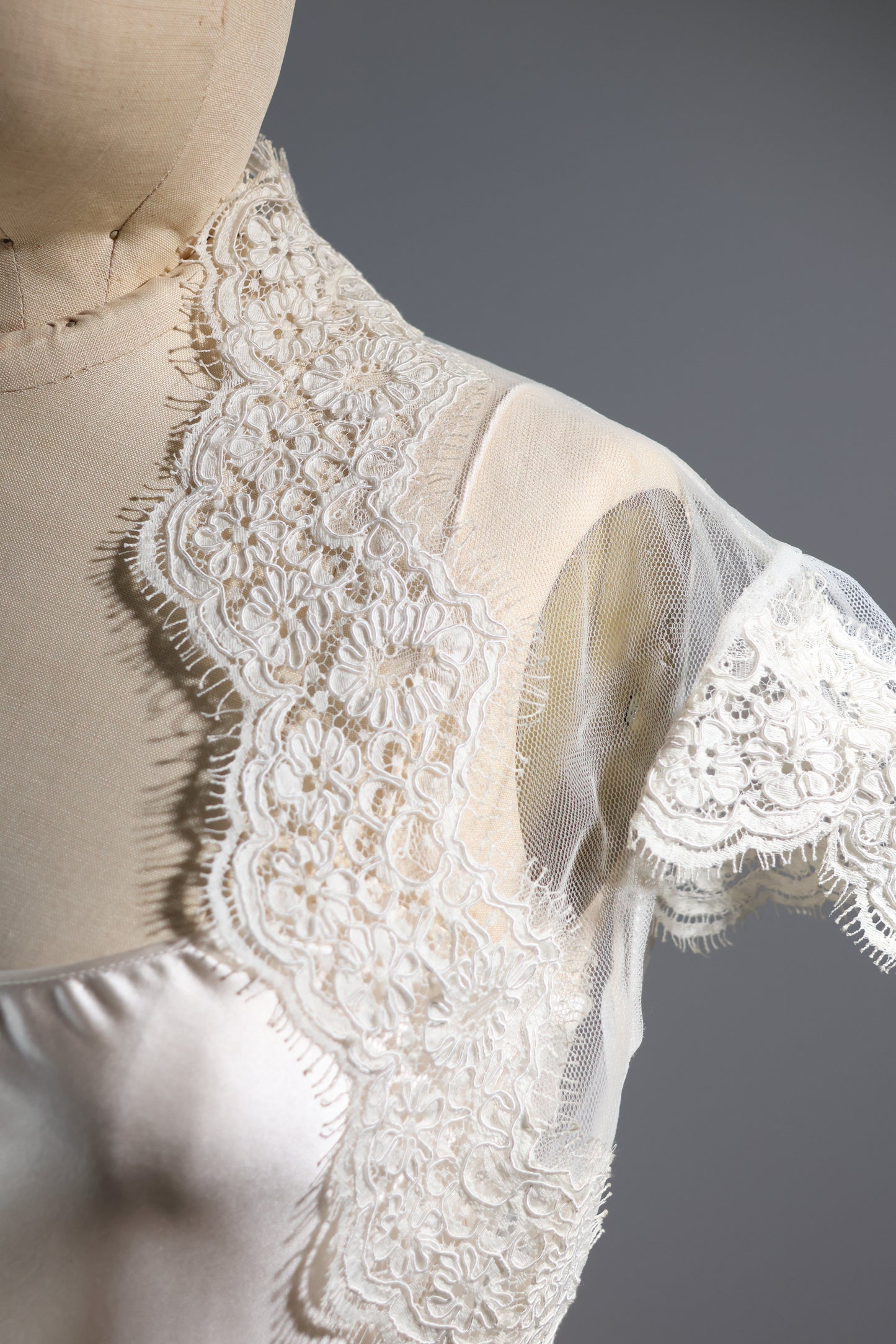 David Fielden Bolero Tulle Lace - White