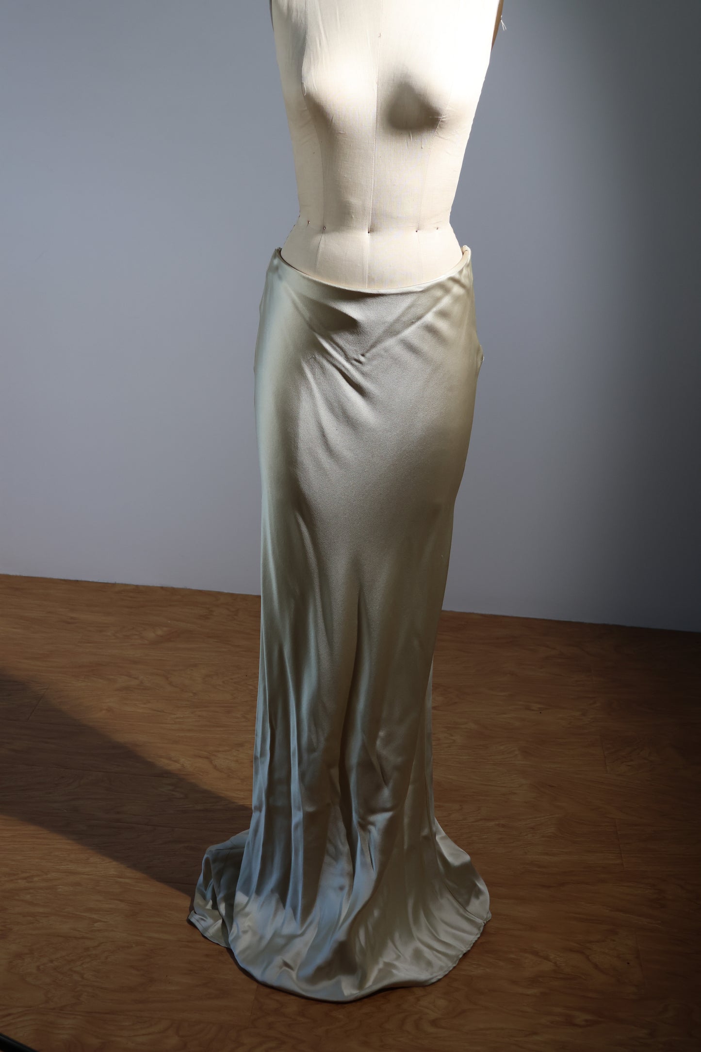 Les Habitudes Silk Skirt - Champagne