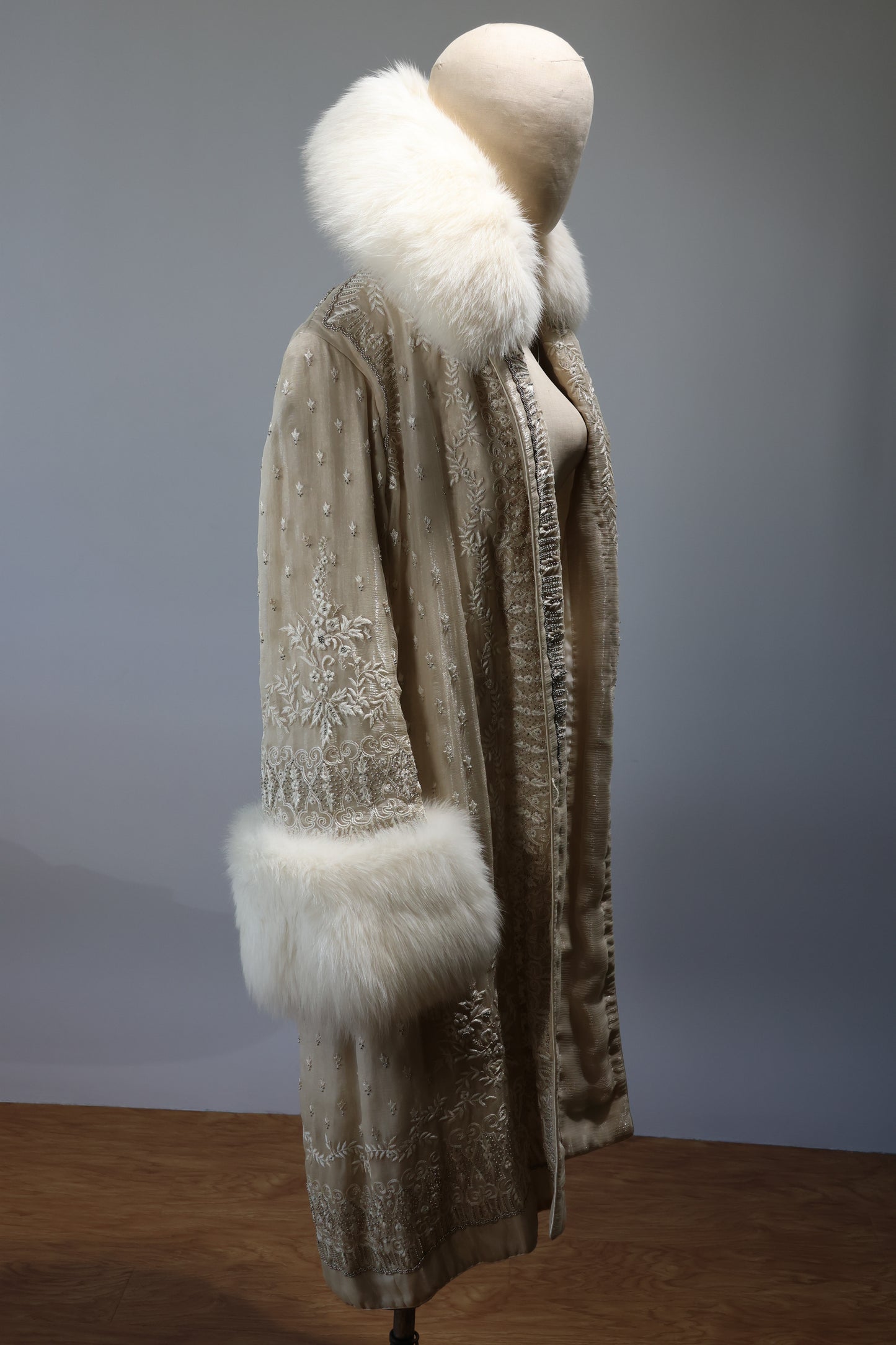Eavis & Brown Ivory Coat