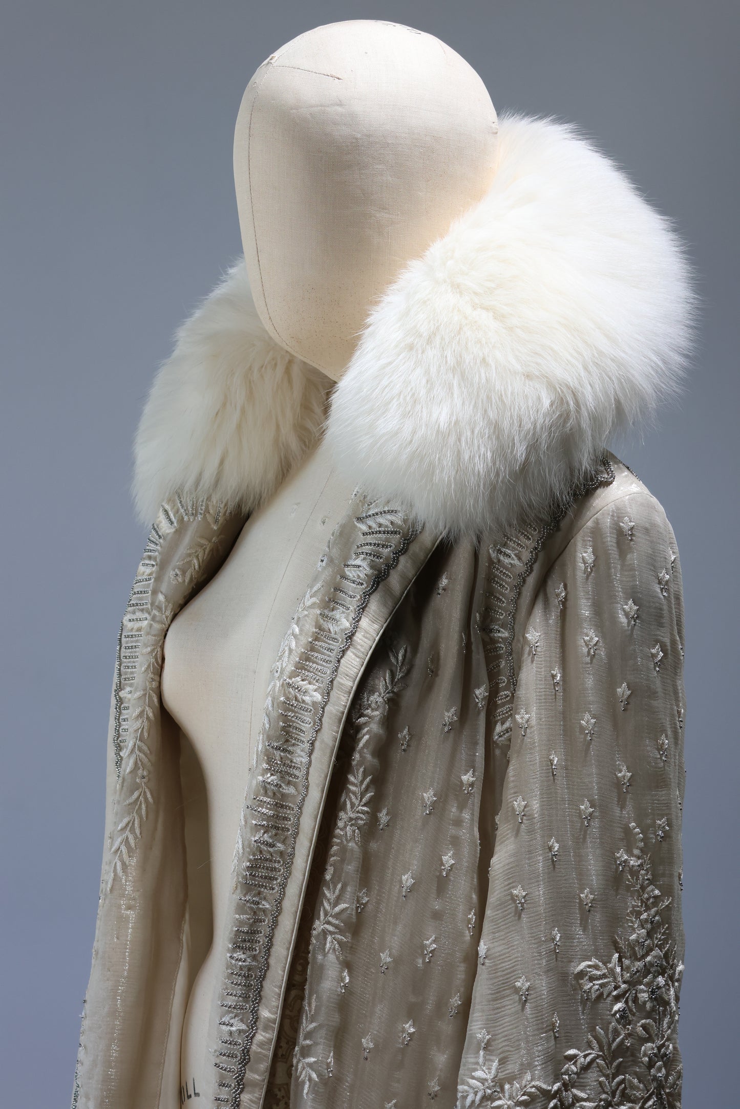 Eavis & Brown Ivory Coat